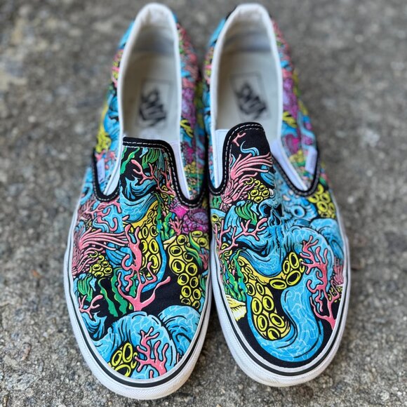 Vans Slip-On Sneakers Men’s 10 – Bright Multicolor Graphic Print - Picture 1 of 5